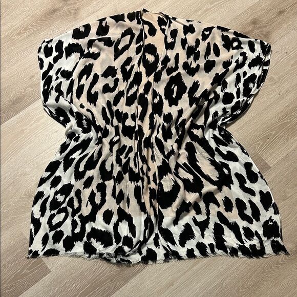 Sweaters - Oversized Animal Print Leopard Print Women's Lightweight Shawl